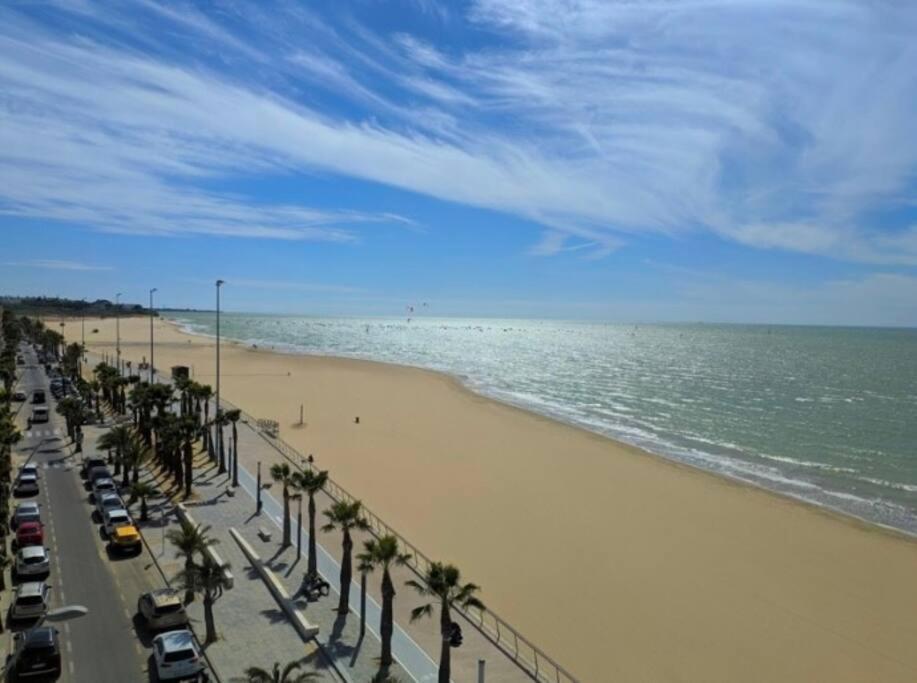 Piso Centrico Y Tranquilo Con Garaje Incluido Apartment Sanlucar de Barrameda Exterior photo